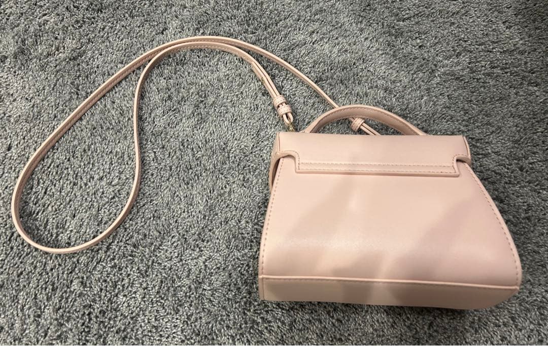 CELFOLD ビジュースタッズポシェット