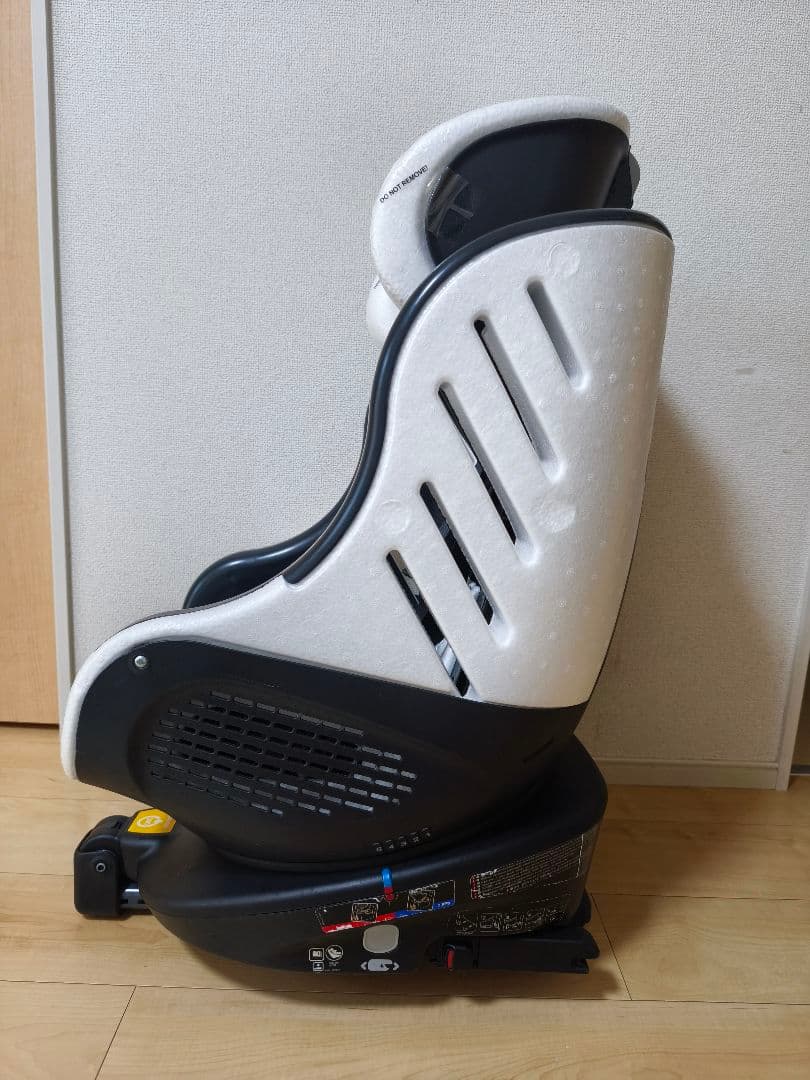 美品 Joieチャイルドシートアーク360°