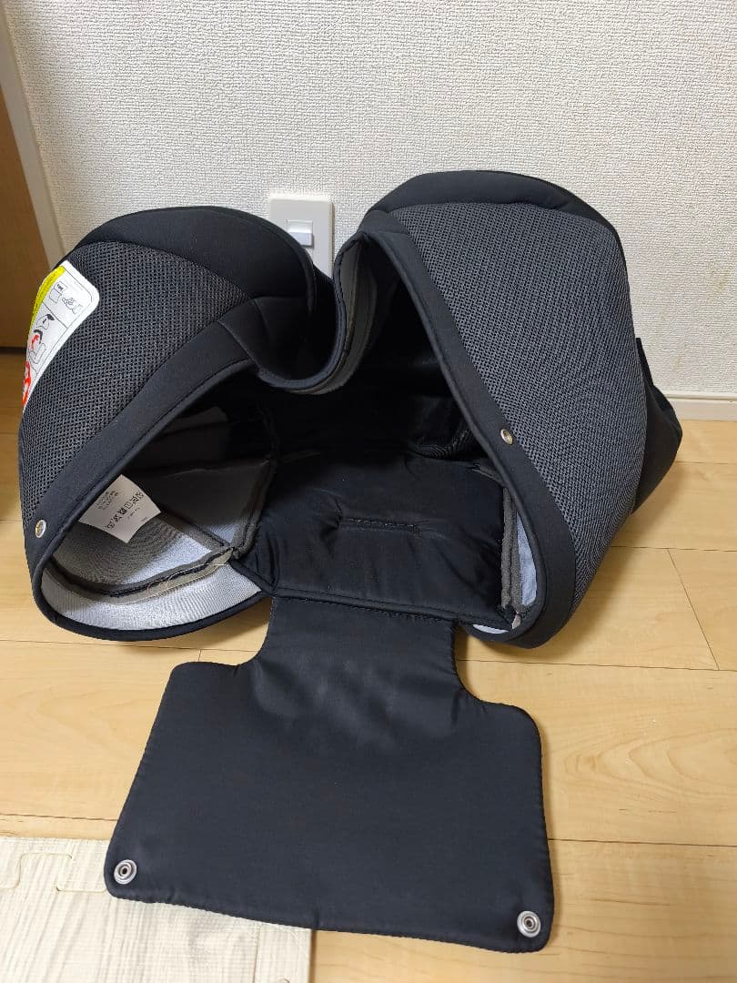 美品 Joieチャイルドシートアーク360°