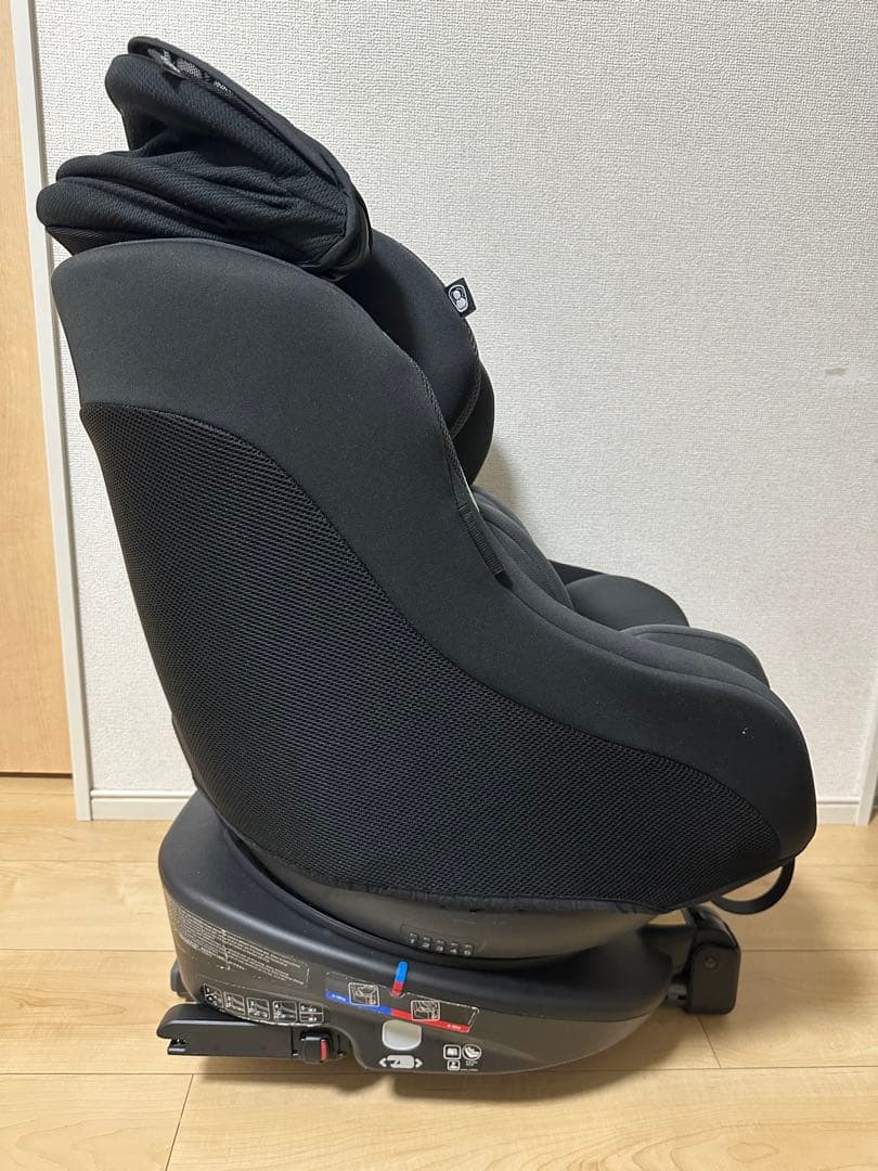 美品 Joieチャイルドシートアーク360°