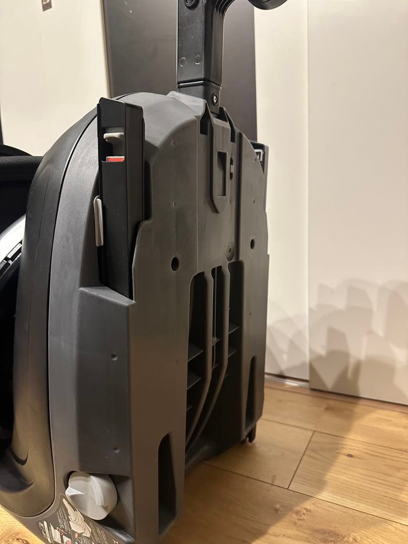 コンビ回転式チャイルドシート ブラック