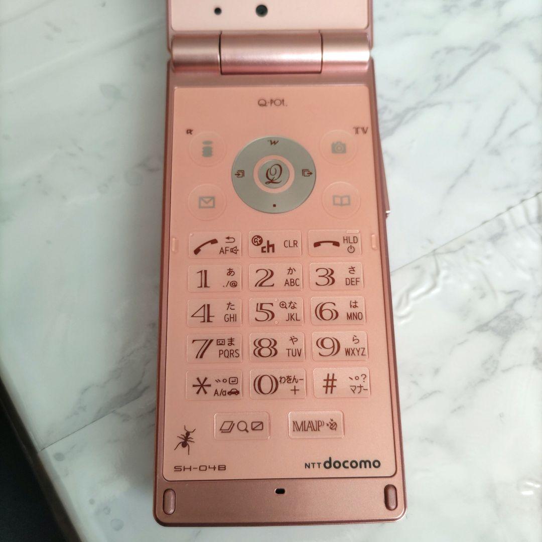 Q-pot Melty Strawberry ピンク ガラケー