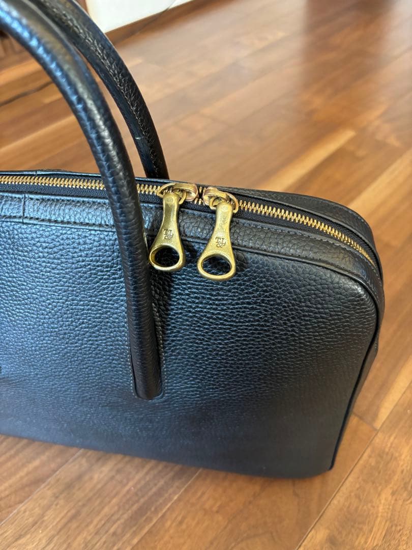 トフアンドロードストーン　ビジネスバッグ　ハンド　レザー　A4収納　通勤　PC