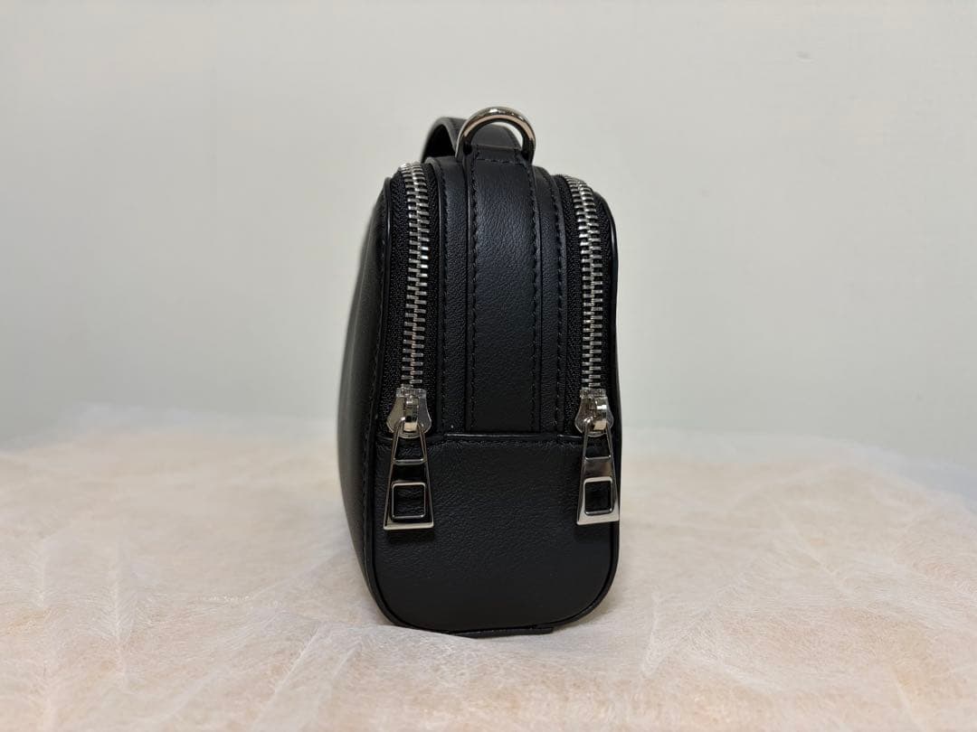 【美品】LOEWE ロエベ カメラクロスボディバッグ ショルダーバッグ