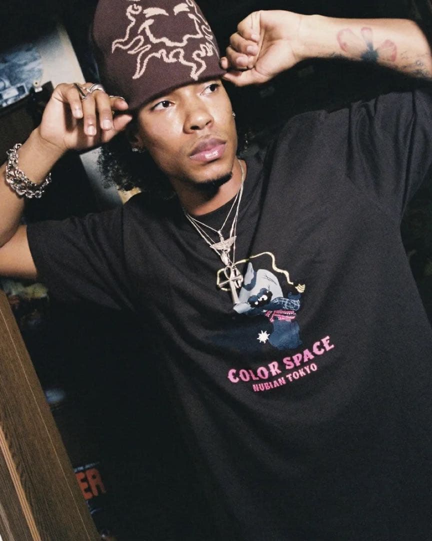 NUBIAN COLOR SPACE Tシャツ Mサイズ ブラウン