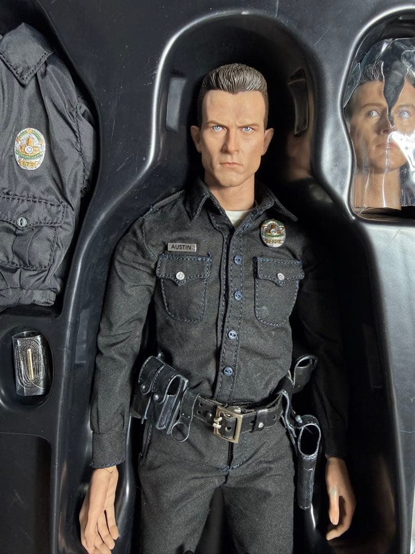 その他 HOTTOYS MOVIE MASTER PIECE T-1000