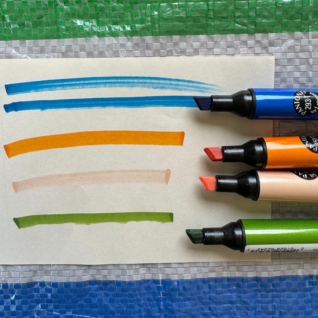 TRIA PANTONE 214本使いかけマーカー