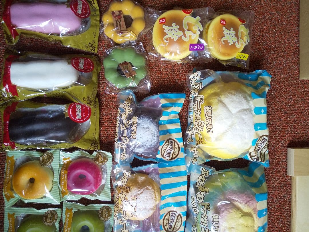 スクイーズまとめ売り スイーツ 8-108）スクイーズ 8kgまとめ売り②