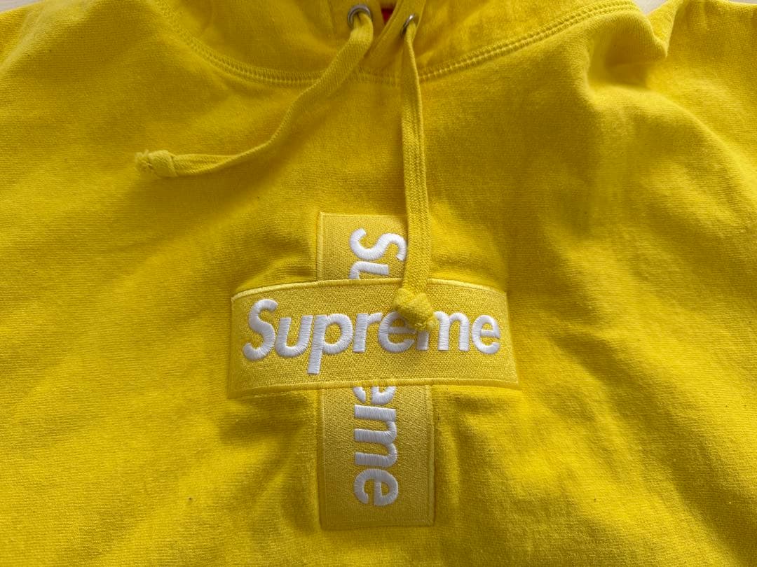Supreme イエロー フード付きクロスボックスロゴパーカー