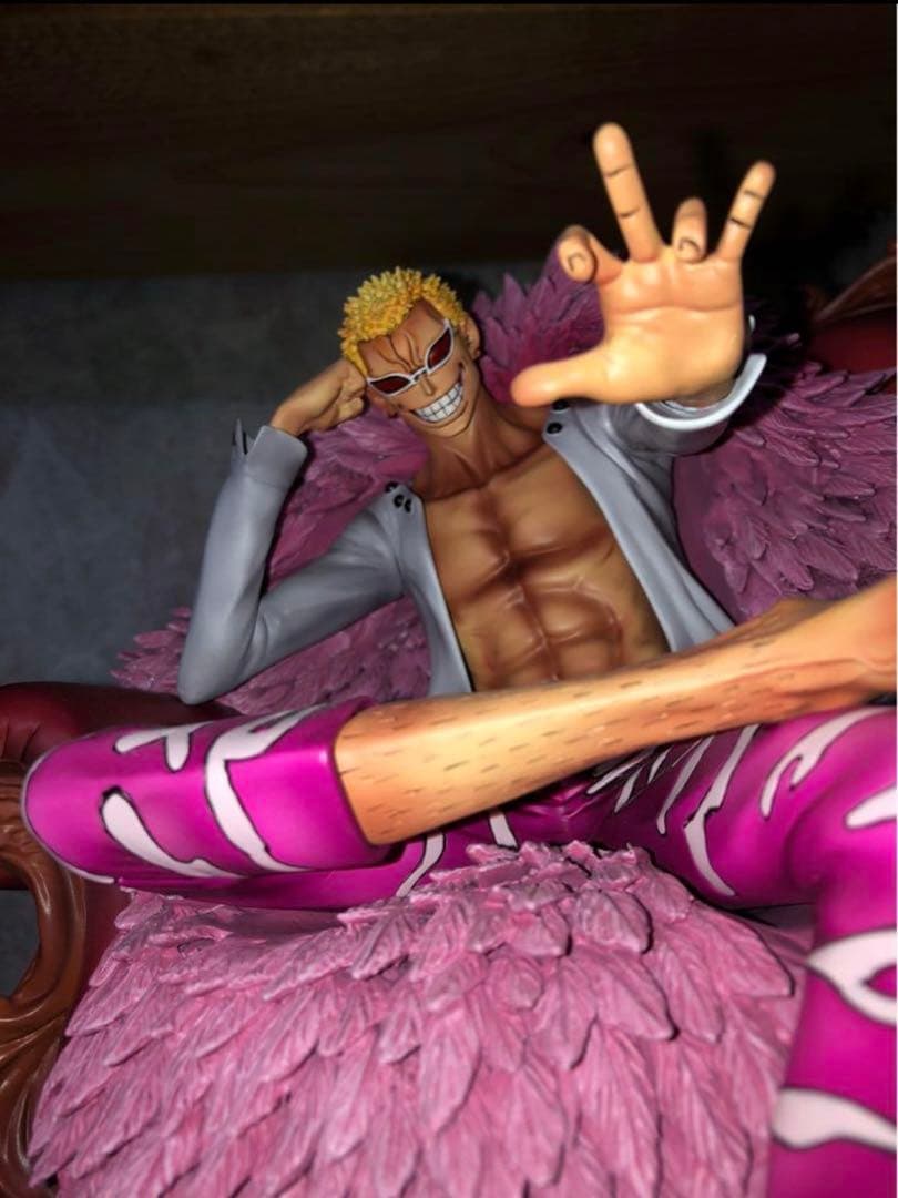 ドフラミンゴ　フィギュア　海外