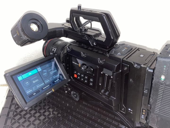 流*群様 【値段交渉可】Blackmagic URSA mini 4K EFレン