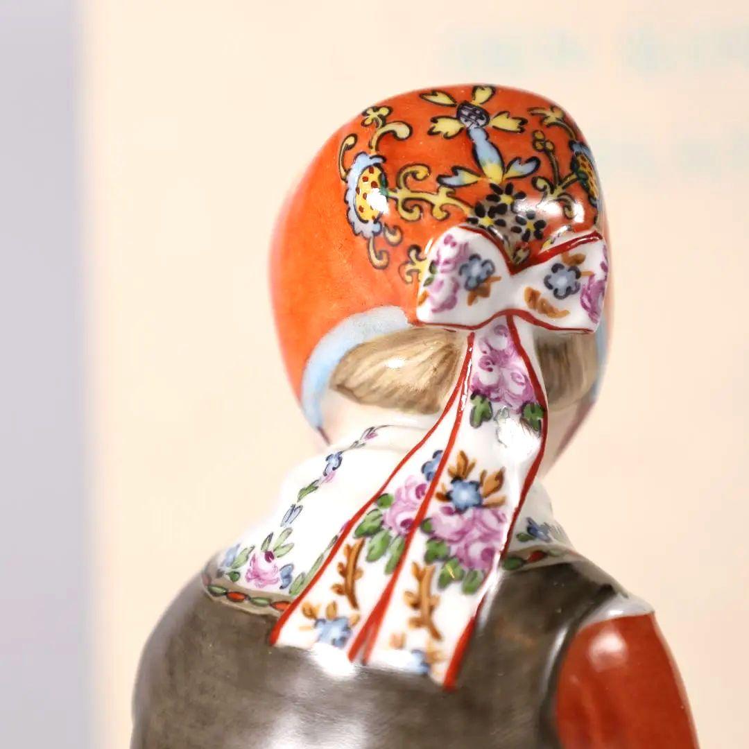 ロイヤルコペンハーゲン 民族衣装 フィギュリン フュン島の少女