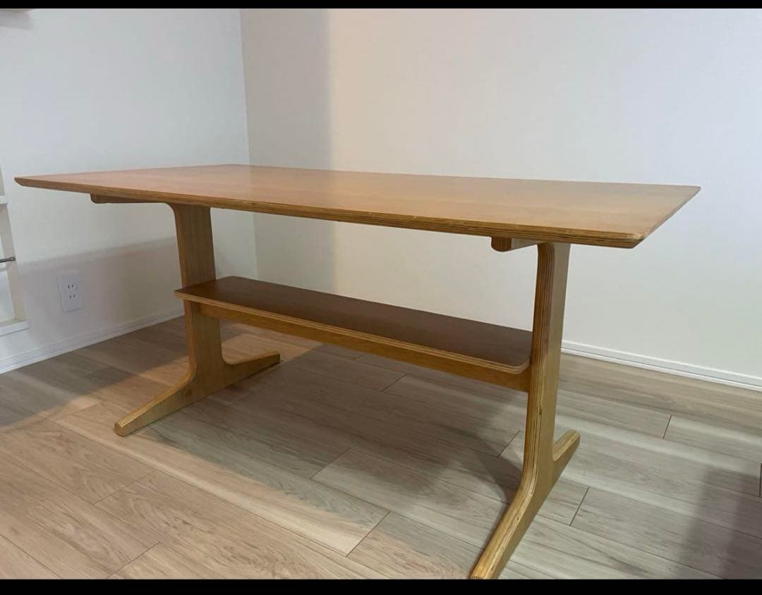 【Smiley】無印良品　リビングでもダイニングでもつかえるテーブル