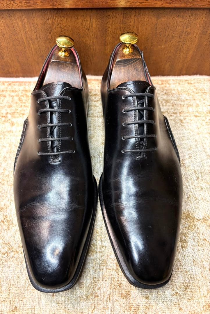 美品　MAGNANNI ホールカット　オパンケ　EU39 黒　本革