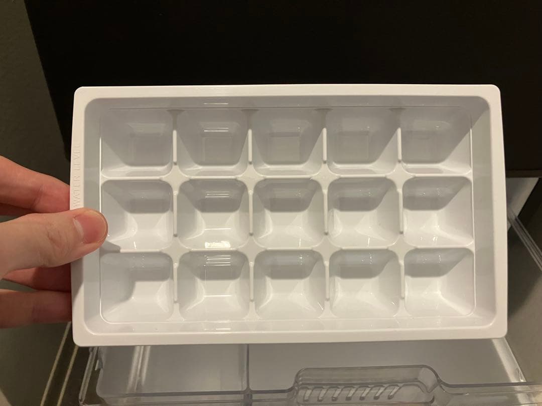 Panasonic (パナソニック)冷蔵庫 NR-B14HW-T 138リットル