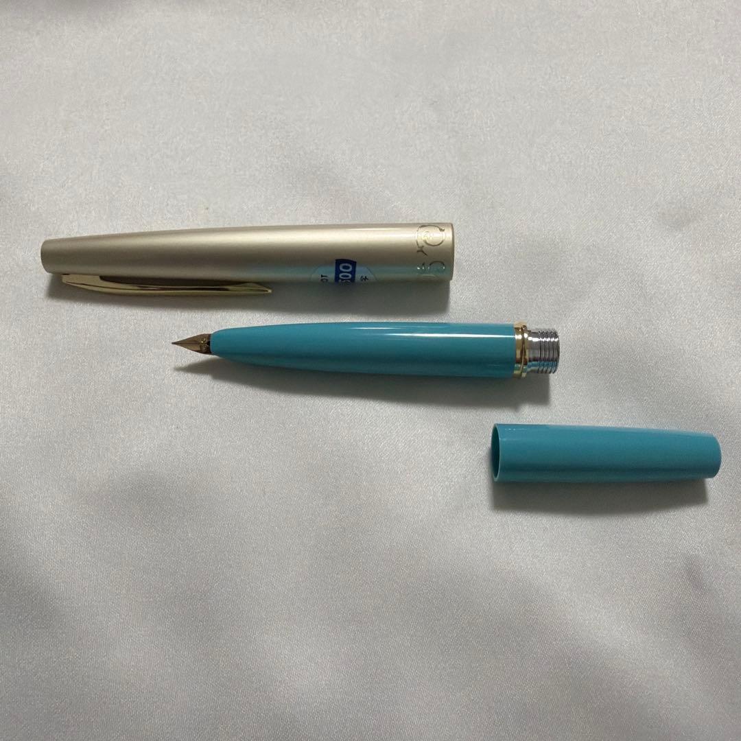 PILOT '70s 新品 万年筆 細字 レトロ - メルカリ