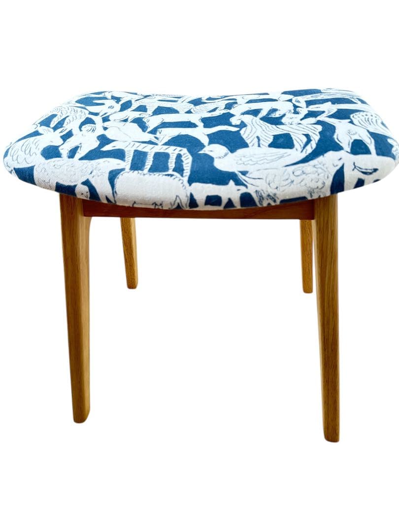 ミナペルホネン生地使用スツール　チェア　オットマン　インテリア雑貨　家具　未使用