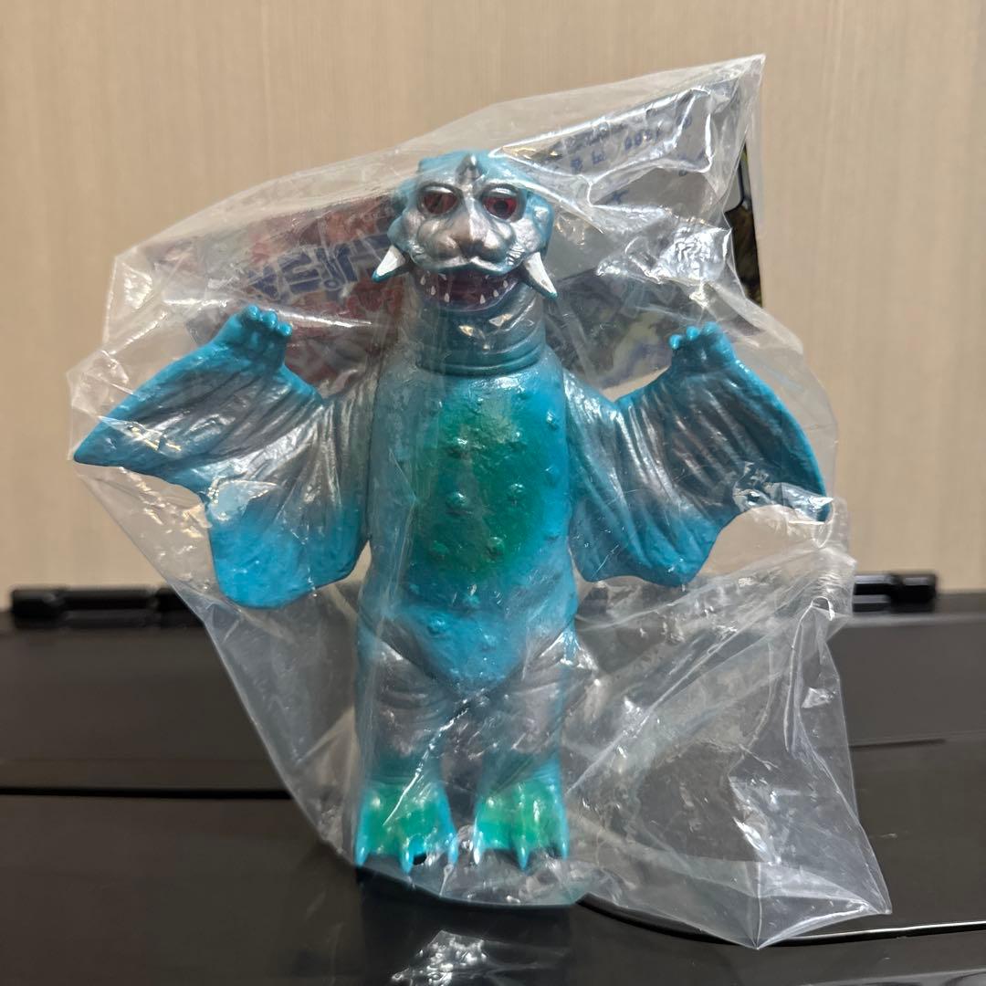 マルサン製／ガボラ。当時もの。ウルトラマンの怪獣汚れあるが価値は