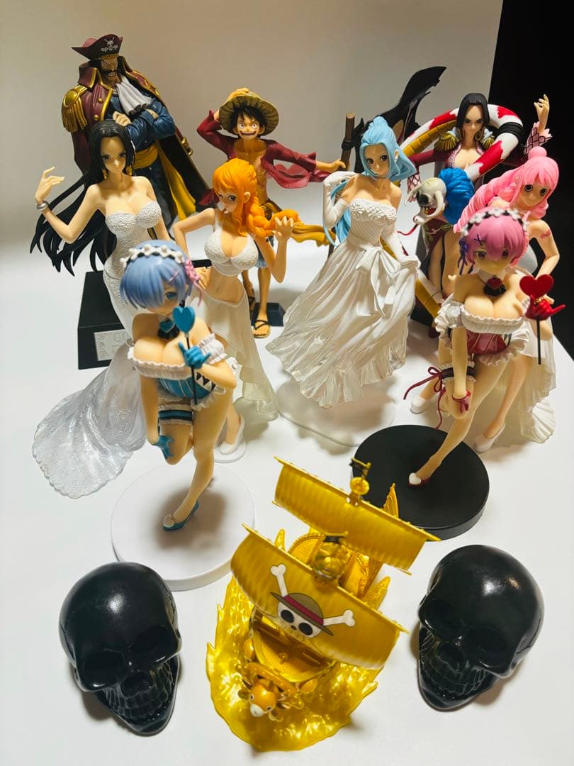 【10個セット】ワンピース、ナミ、ハンコック、ビビ、リゼロ、など、フィギュア 10個セット】ワンピース、ナミ、ハンコック、ビビ、リゼロ、など
