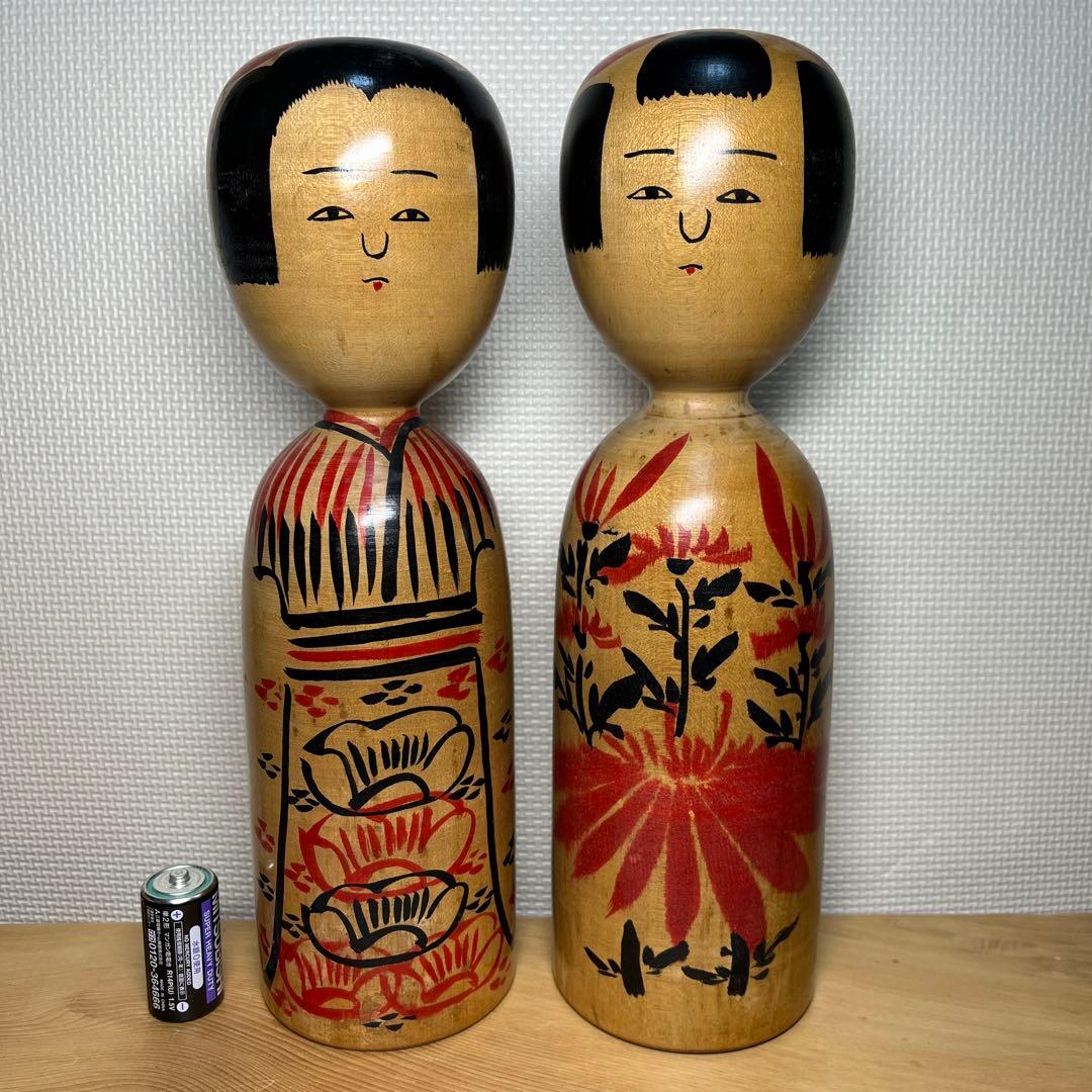 ⭕️木地山こけし1.1尺レアなこけし赤色菊花と前垂れ現代の