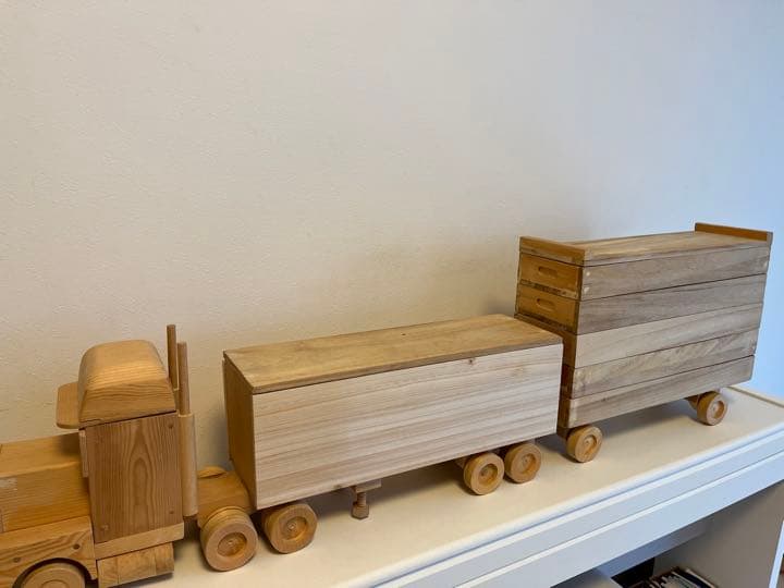 ミニカー収納トレーラー　収納棚　木製　木製玩具　木製おもちゃ