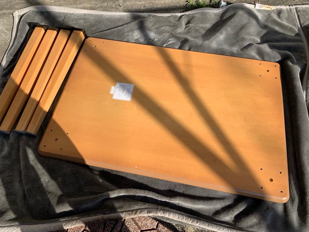 福岡市内配達無料　ダイニングテーブル　ニトリ　ナチュラル木目カラー　作業台