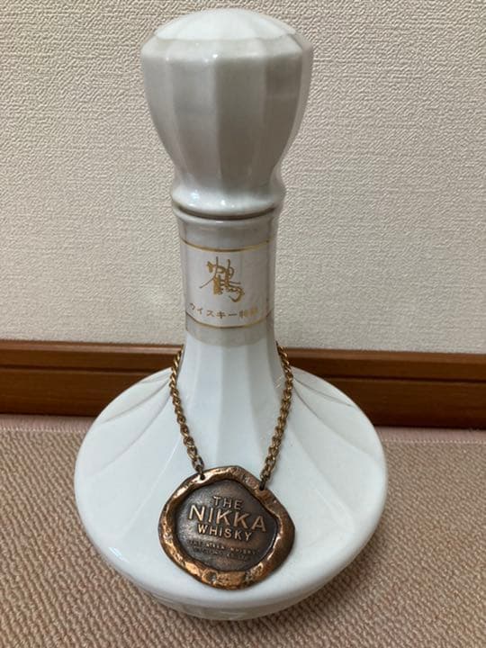 ニッカウイスキー 特級 鶴 陶器ボトル NIKKA