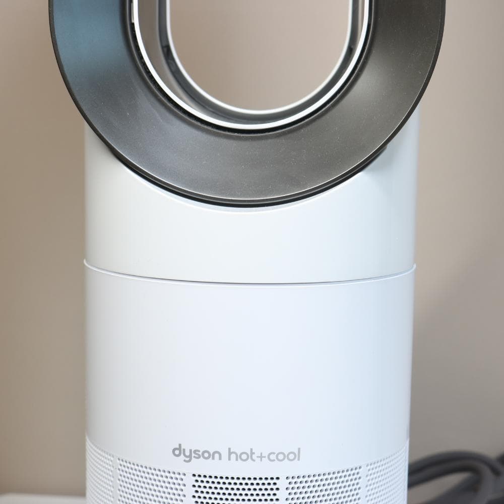 ダイソン Hot&Cool AM09 ホワイト 2023年式 リモコン付属♪