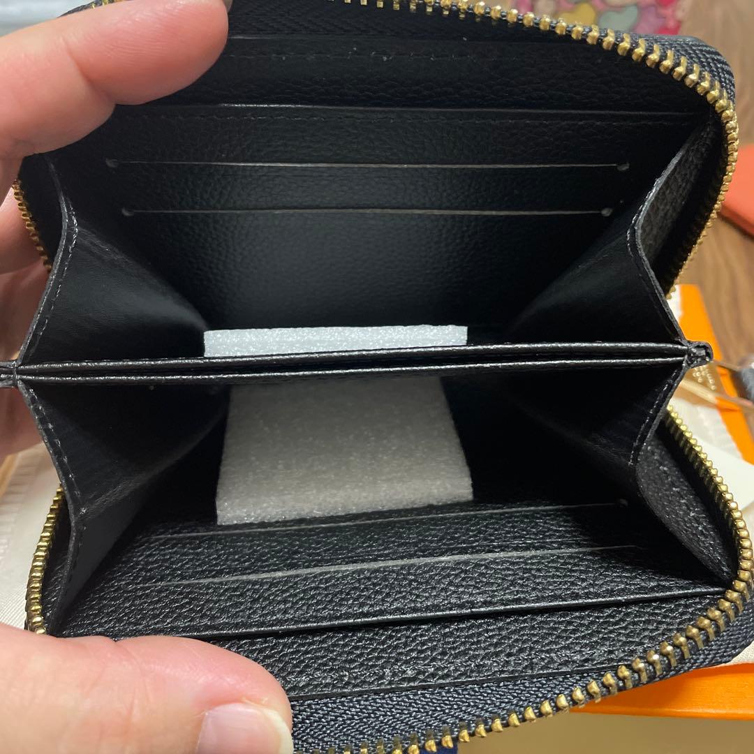 ケース ブラック