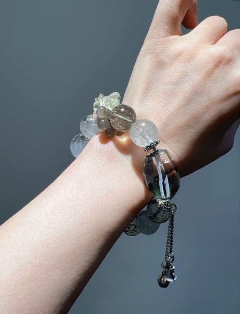 クリスタル ブレスレット