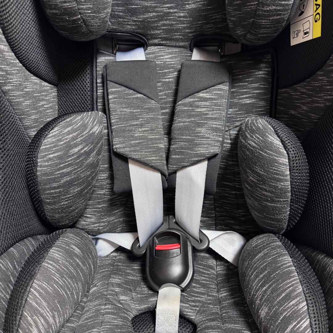 オデカケ レジェプラス（Leger Plus）／取扱説明書付き　チャイルドシート