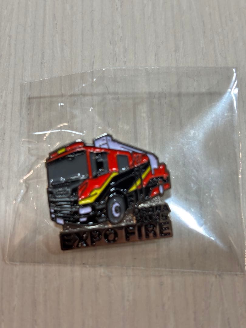 消防車 はしご車 ピンバッジ EXPO FIRE