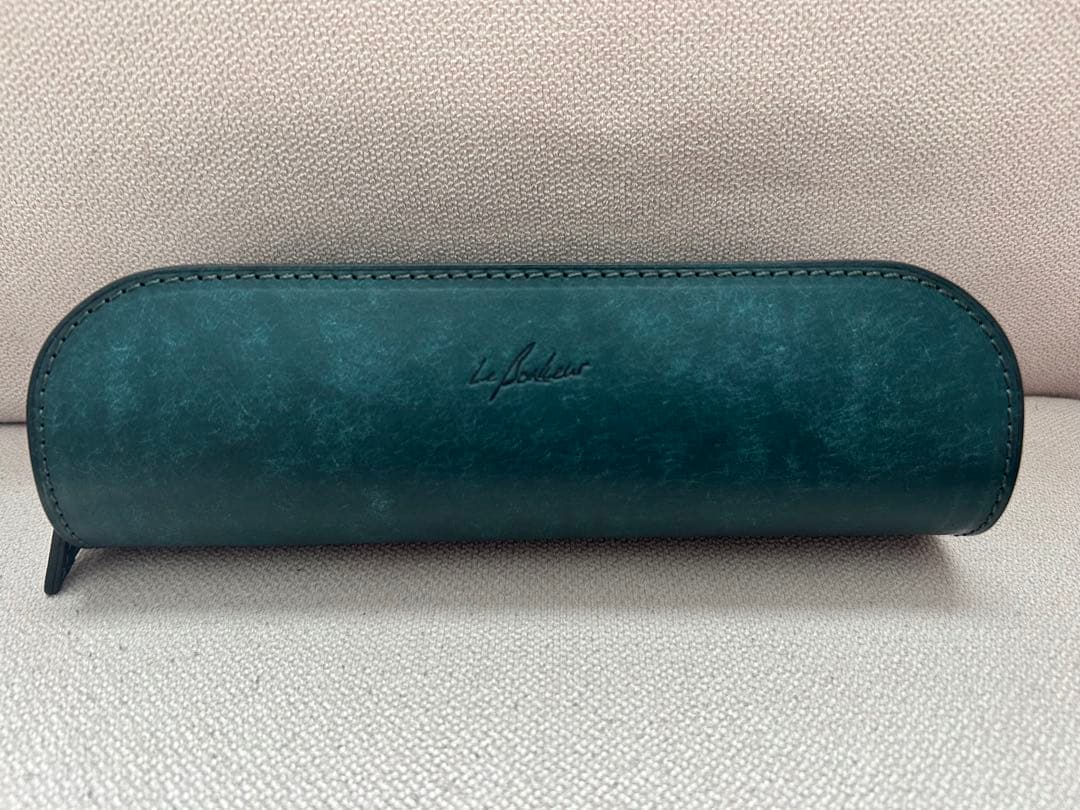 Le Bonheur/ル・ボナー】 デブペンケース/プエブロ(ペトローリオ)