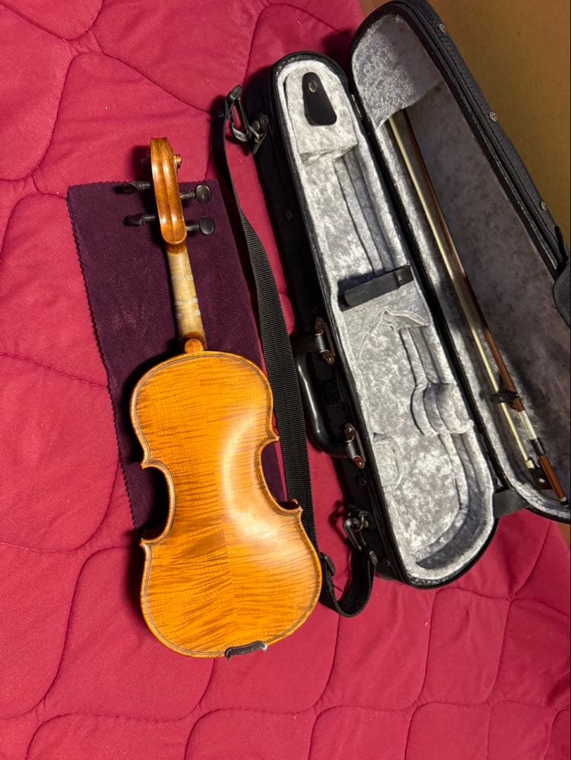 1/8 サイズ　GLIGA Fecit Anno 2006年製　バイオリン