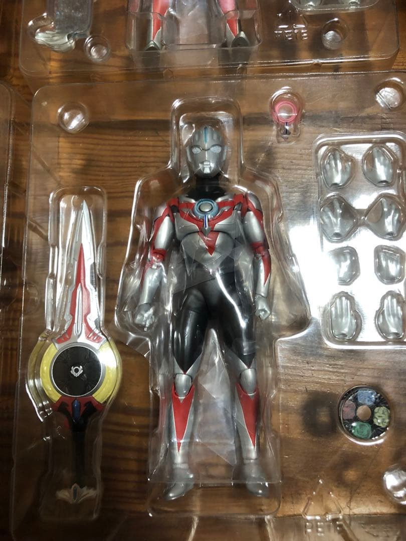 フィギュアーツ ウルトラマンオーブ　ジャグラー