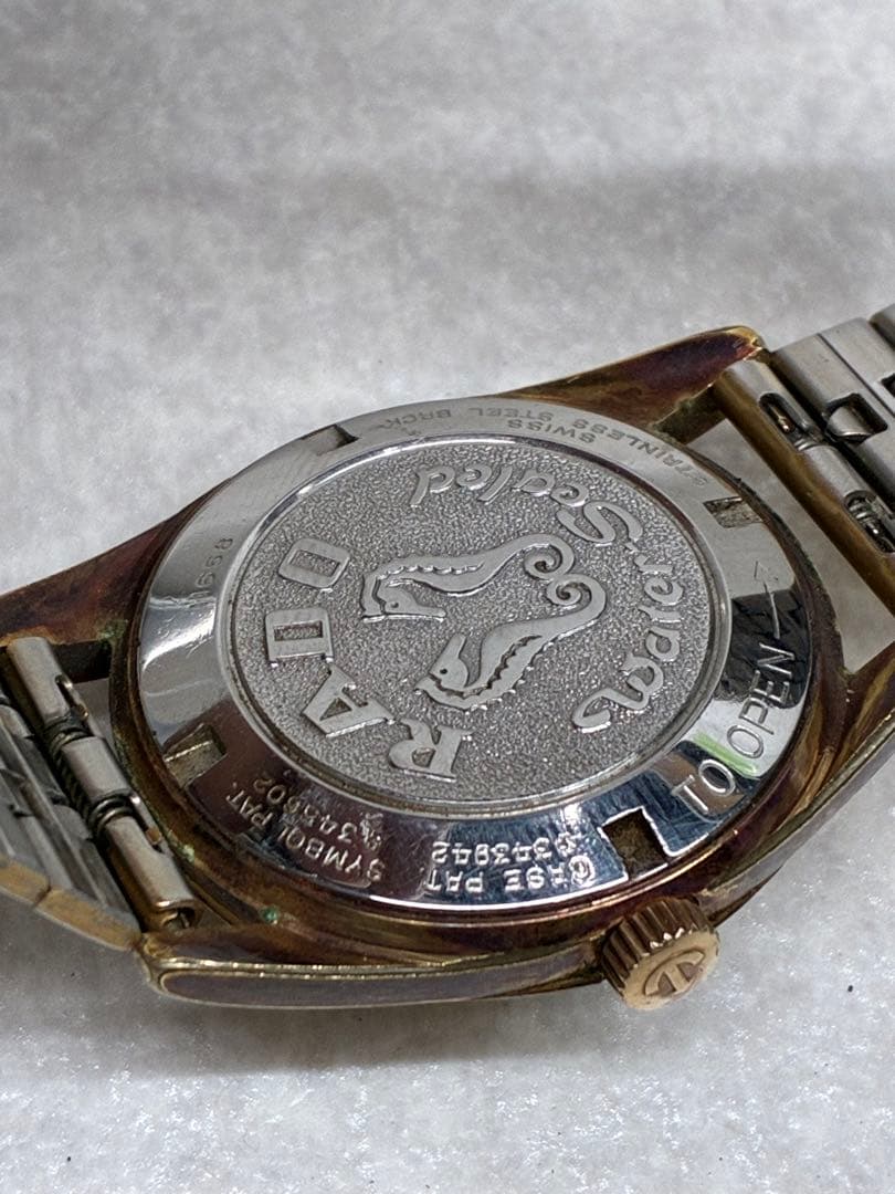 ビンテージ RADOラドー 初代 ゴールデンホース 自動巻 30石 SWISS