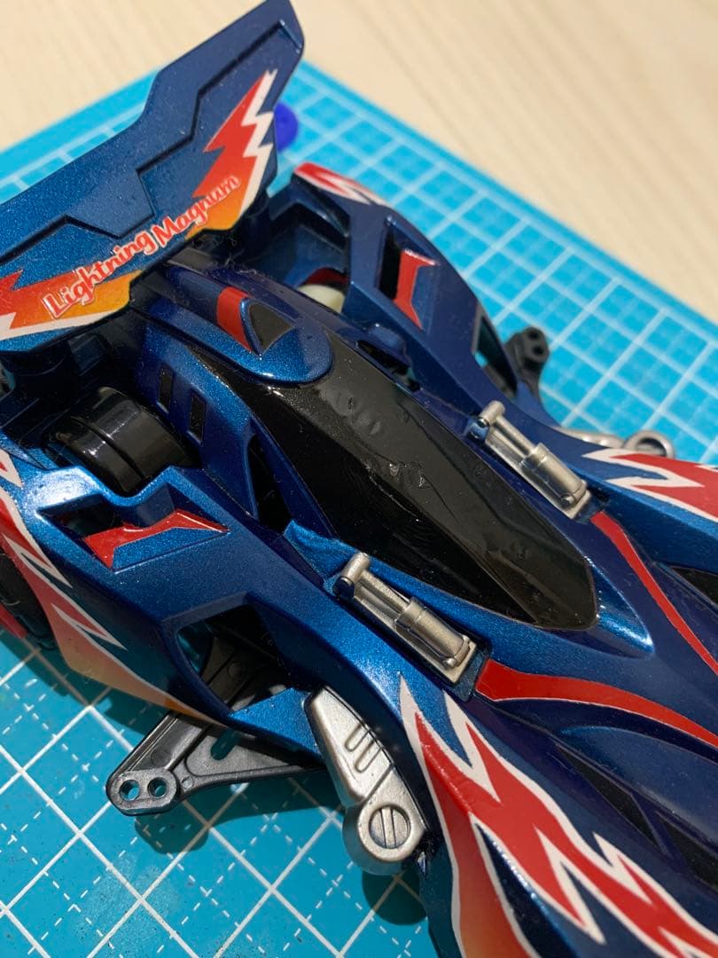 ほぼ全塗装】爆走兄弟 ライトニングマグナム ミニ四駆 タミヤ