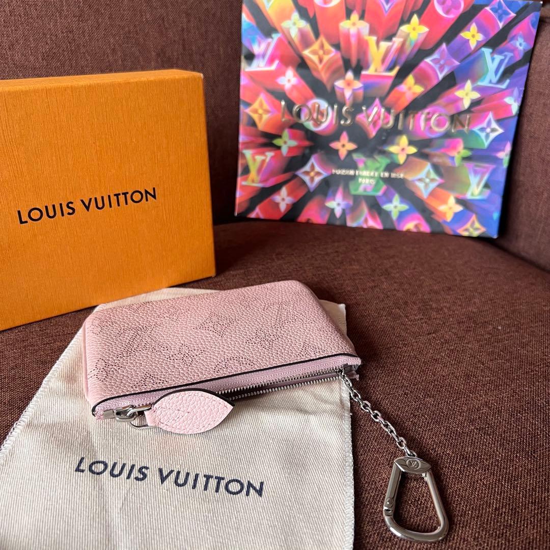 ルイヴィトン　モノグラム マヒナ ケース 小銭入れ ピンク