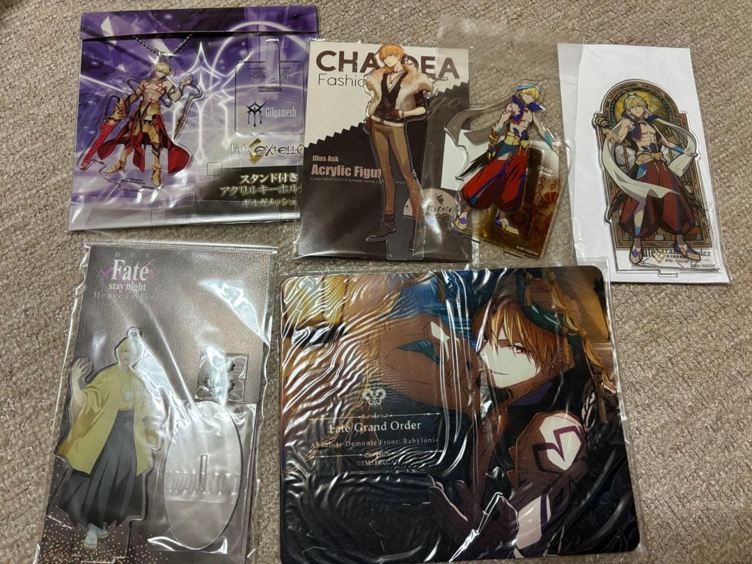ギルガメッシュ　アクリルスタンドセット 35体以上