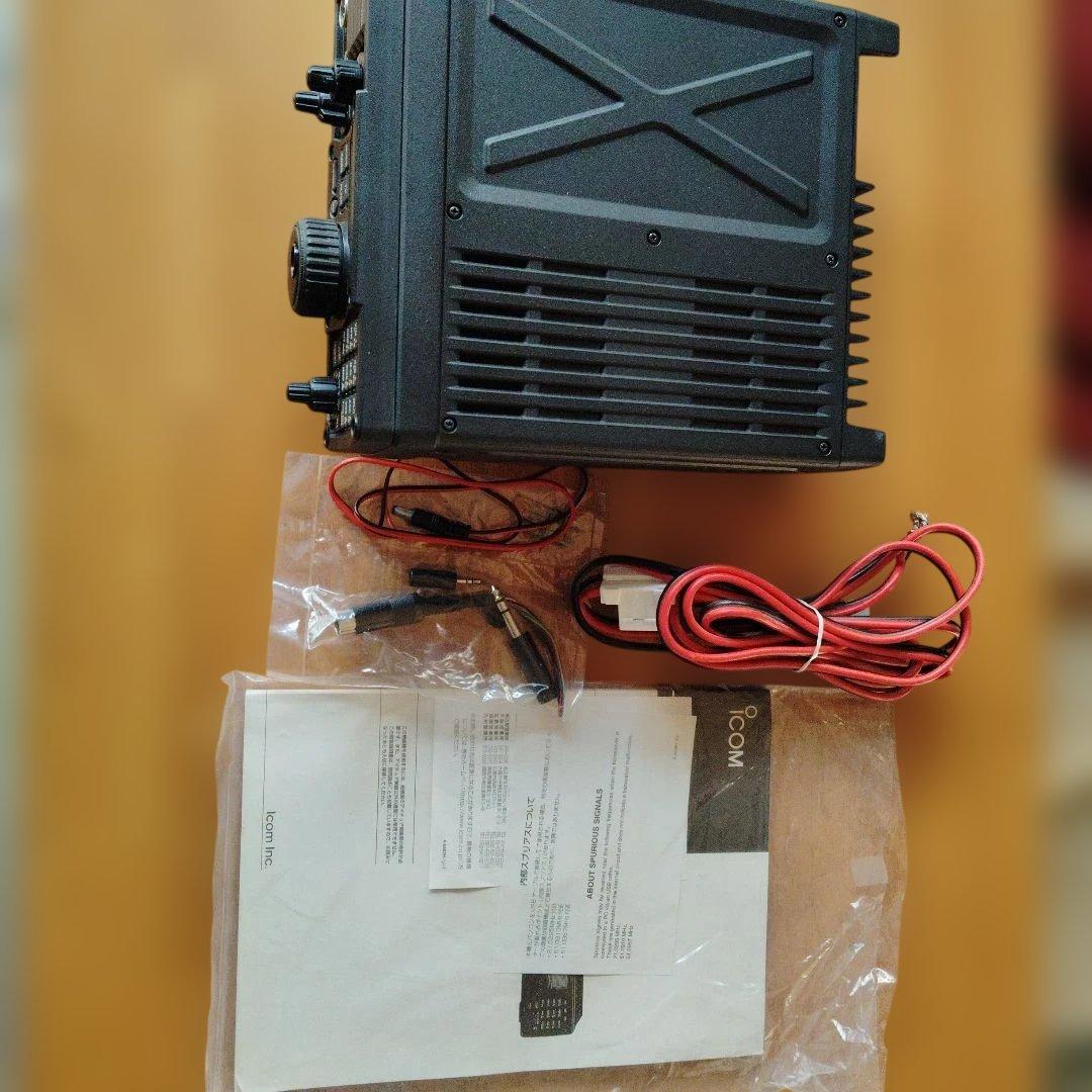 Icom IC-7200 m 50w/HF/50MHzトランシーバー