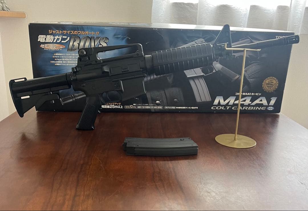 美品　東京マルイ カスタム品　コルト　M4A1 カービン　ボーイズ　金属ピニオン
