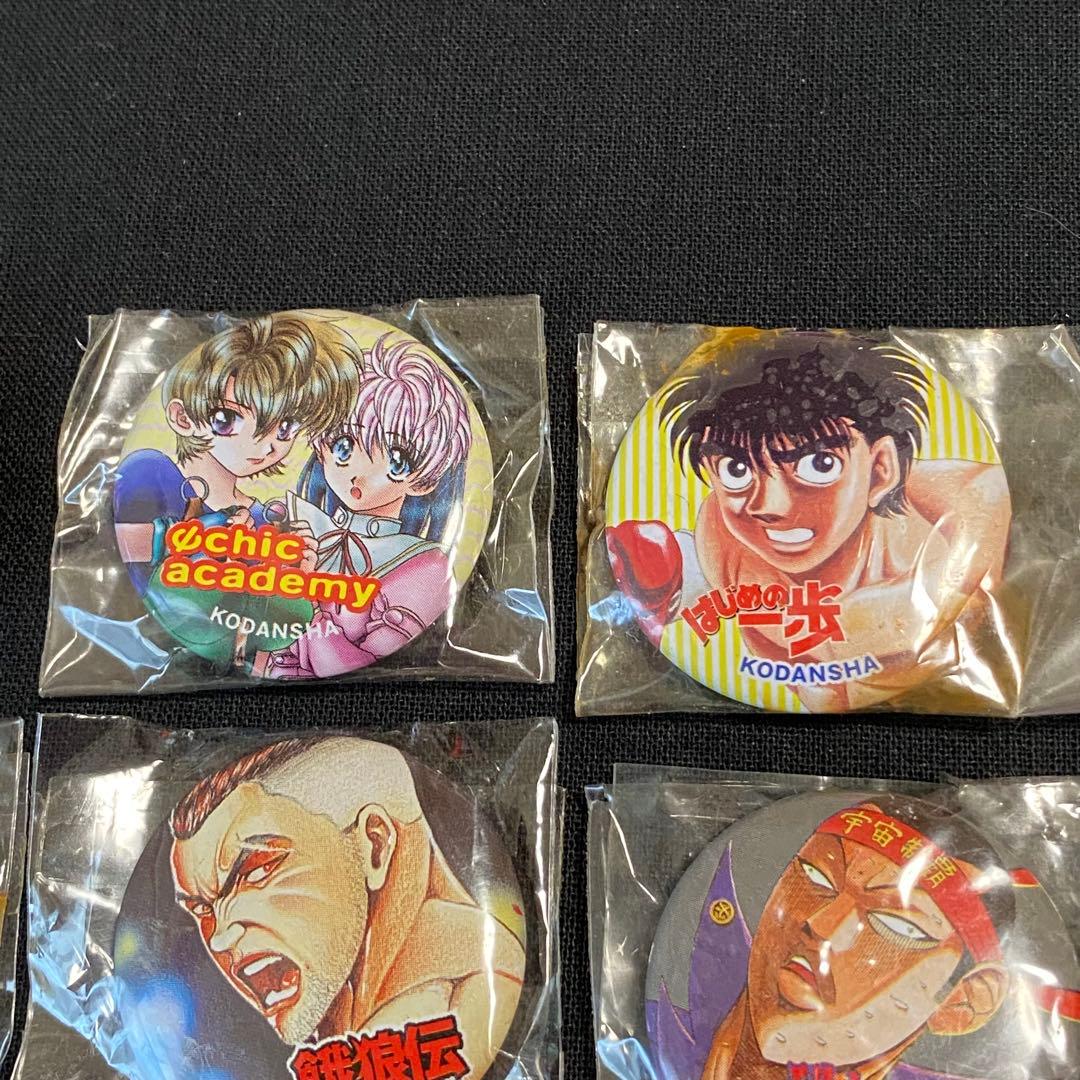 アニメキャラクター ピンバッジ ・缶バッジ 12個セット - メルカリ