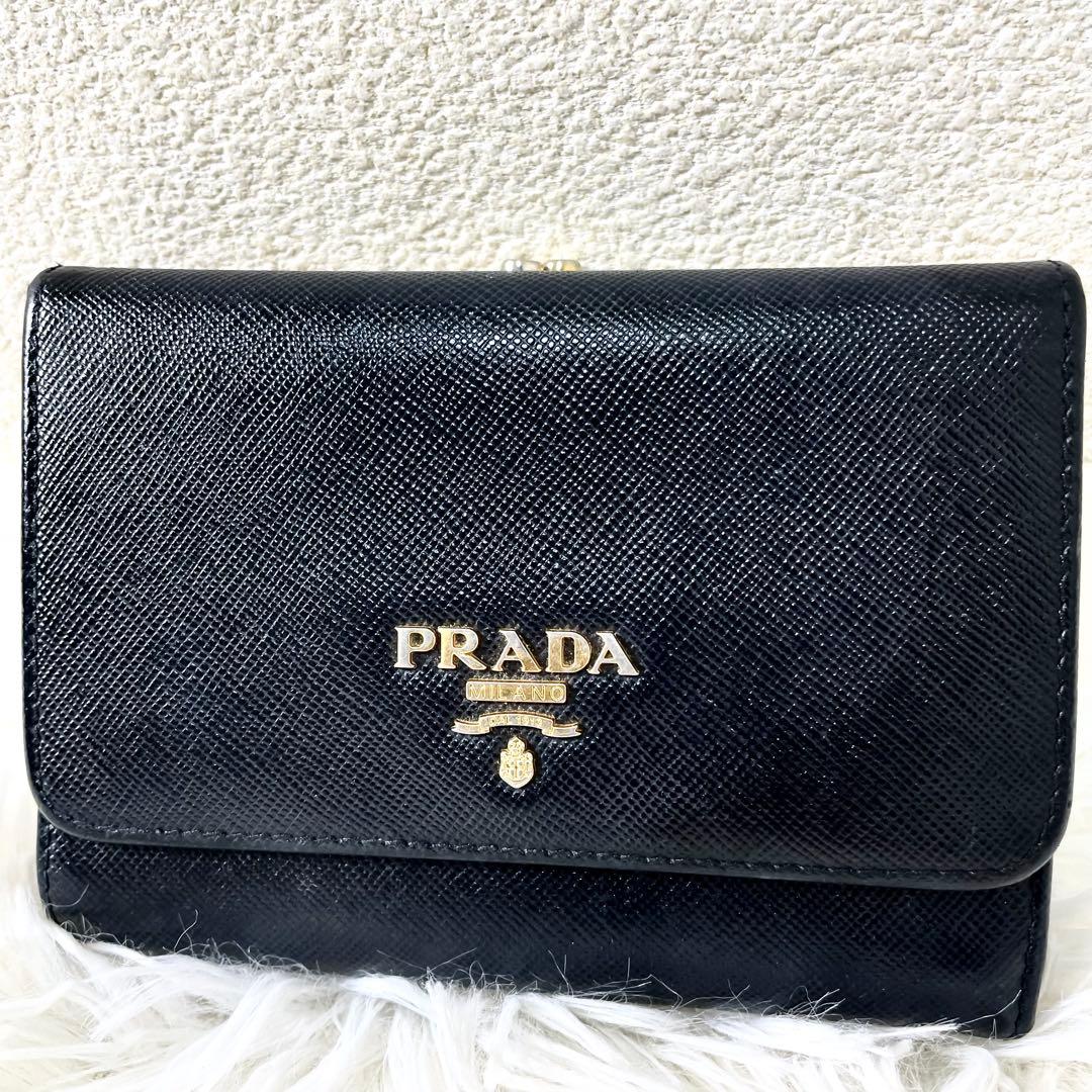 魅力的☆ショッパー付】オーブ ヴィヴィアン・ウエストウッド 三折財布