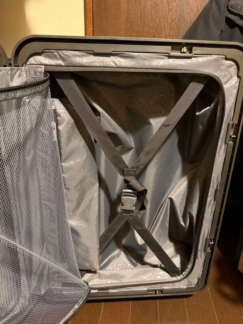 アメリカンツーリスター スーツケース ロケーション ダークモス M 56L