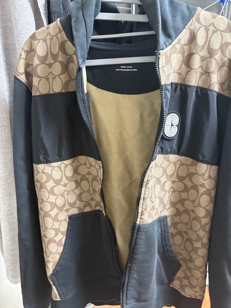 COACH ロゴ入りパーカー Mサイズ ベージュ/グレー