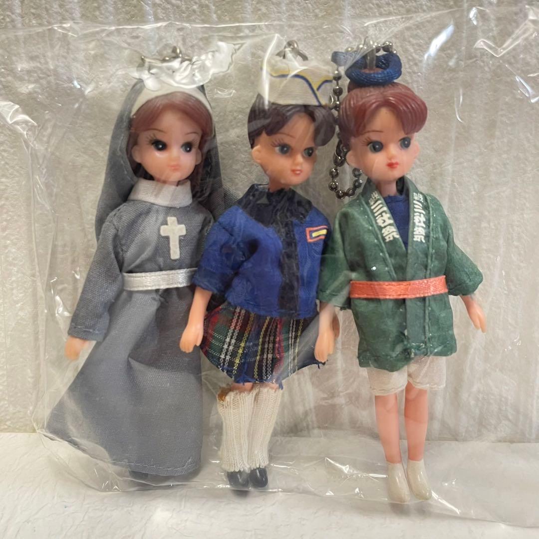 リカちゃん　平成レトロ　ストラップ　キーホルダー　コンビニ　沖縄　バスガイド