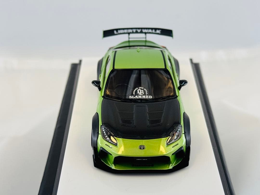 EIDOLON 1/43 LB Nation GR86 パールグリーン