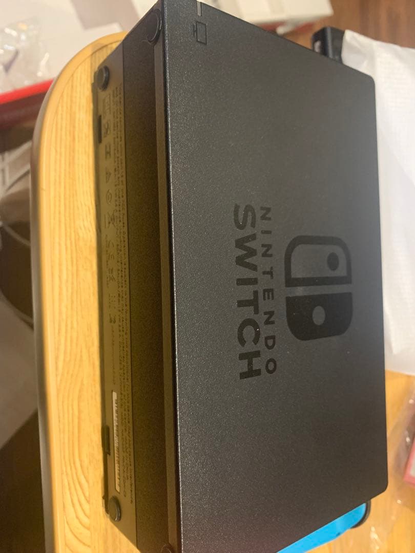 Nintendo switch 本体　桃鉄ソフト付き