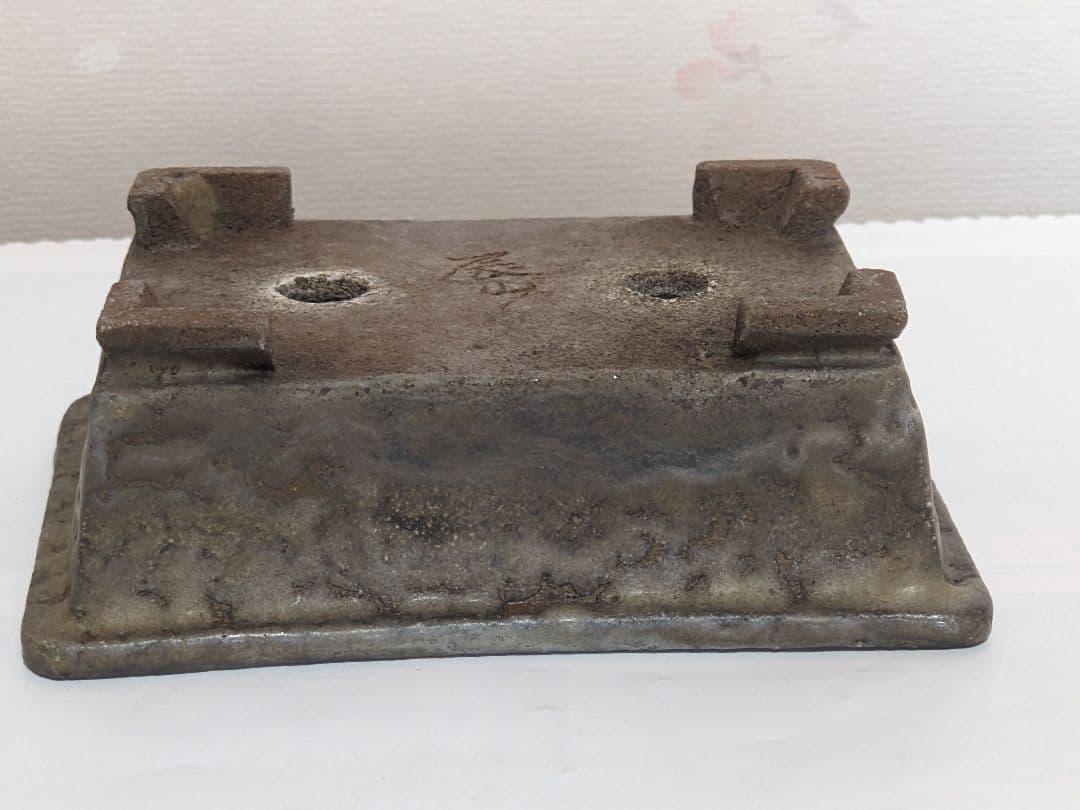 ♢小品盆栽鉢 辰山の釘彫り印 長方形四足ミニ盆栽鉢？中国 国内 古美術