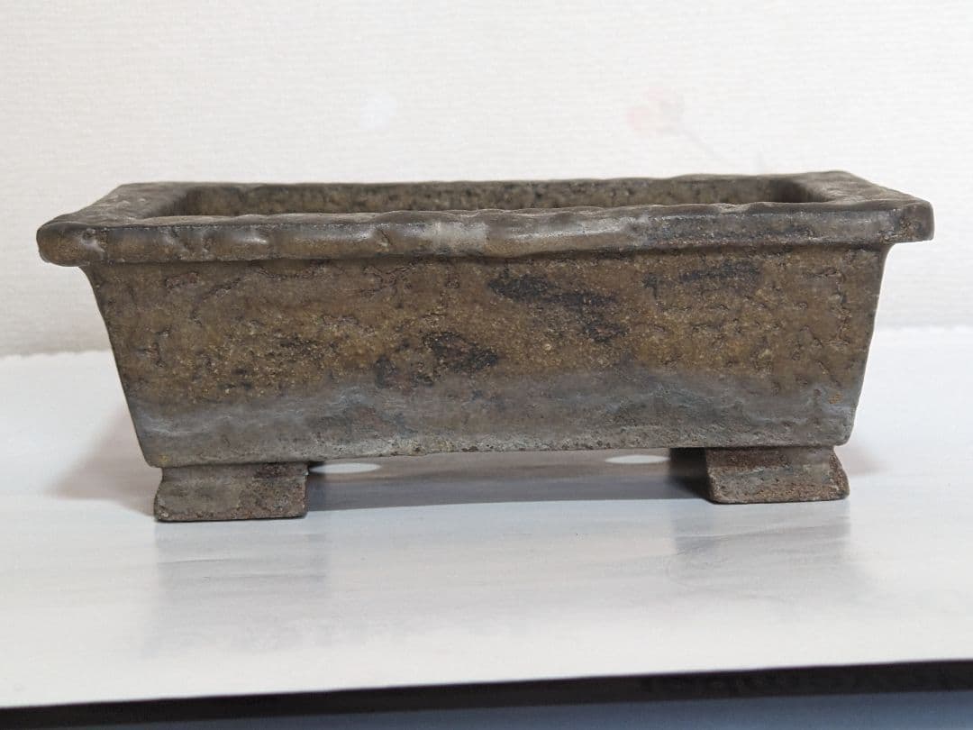 ♦小品盆栽鉢 辰山の釘彫り印 長方形四足ミニ盆栽鉢？中国 国内 古美術骨董品 ♢小品盆栽鉢 辰山の釘彫り印 長方形四足ミニ盆栽鉢？中国 国内 古美術
